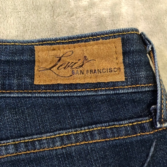 Women’s denim Levi’s jeans 👖 - Picture 3 of 4